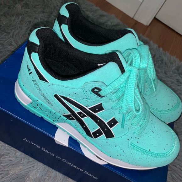 Mint ASICS sneakers - Picture 4 of 6